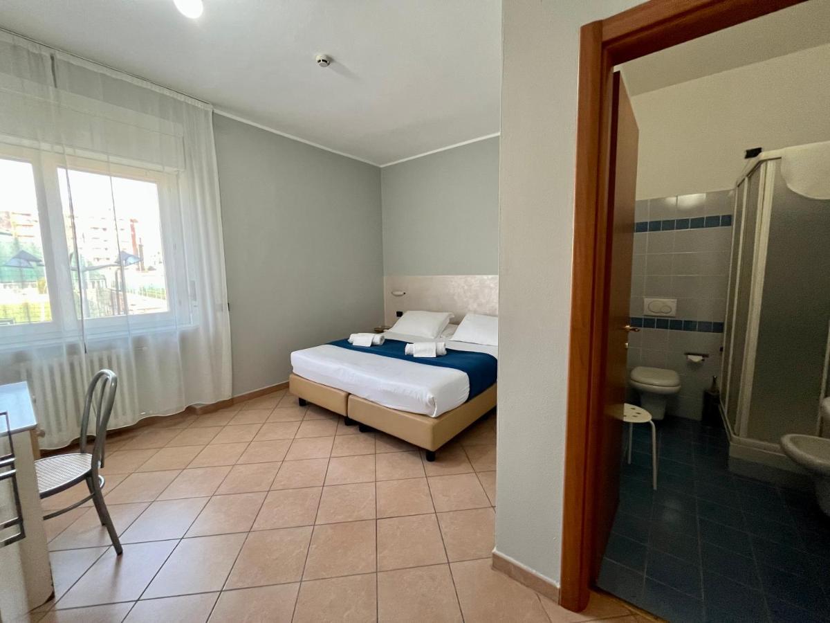 Al Centro Bed & Breakfast Verbania Ngoại thất bức ảnh